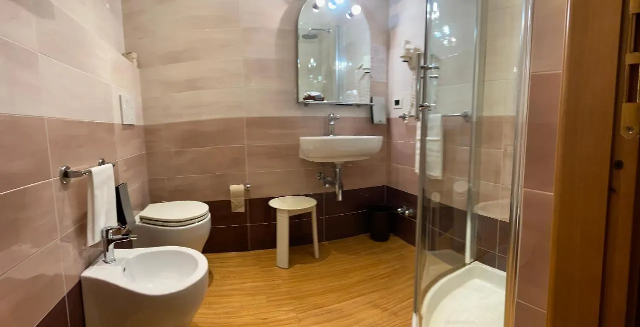 ***  Hotel Kristina Imperia Italië