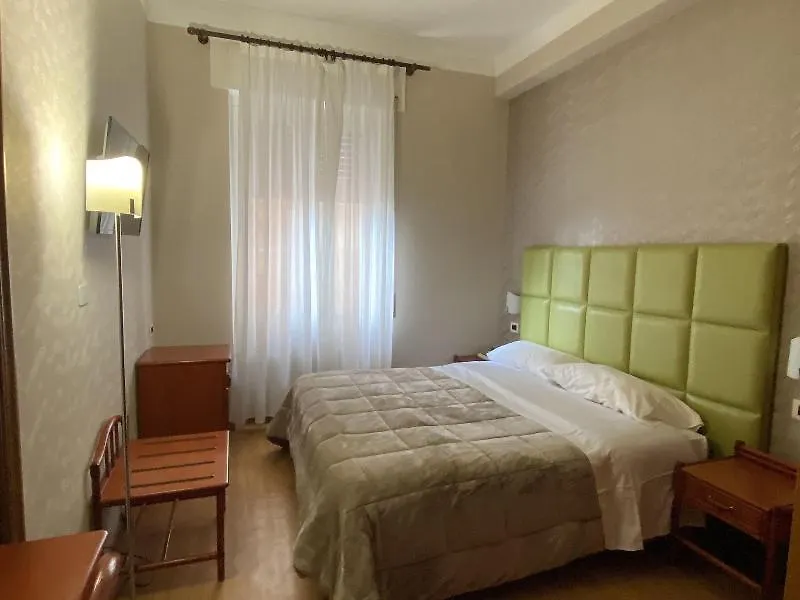 ***  Hotel Kristina Imperia Italië